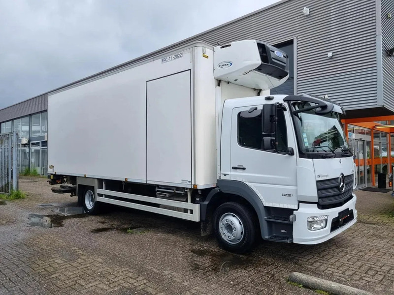 Mercedes-Benz Atego 1221 Kuhlkoffer/ Carrier 850/ Chereau/ ATP 2025 / LBW / EURO 6 - Camion frigorifique: photos 1 Mercedes-Benz Atego 1221 Kuhlkoffer/ Carrier 850/ Chereau/ ATP 2025 / LBW / EURO 6 - Camion frigorifique: photos 1