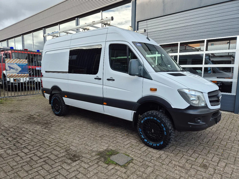 Mercedes-Benz Sprinter 314 CDI 4X4 Offroad/ Doka/ L2H2/ Airco/ Navi - Fourgon utilitaire: photos 1 Mercedes-Benz Sprinter 314 CDI 4X4 Offroad/ Doka/ L2H2/ Airco/ Navi - Fourgon utilitaire: photos 1