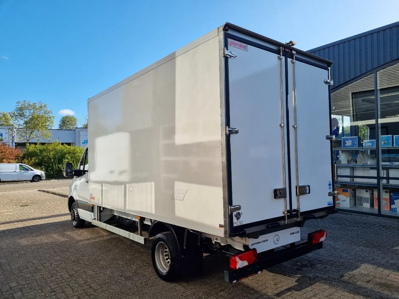 Mercedes-Benz Sprinter 516 CDI Kuhlkoffer/ Carrier/ 8 PALLETS/ EURO 6D - Véhicule utilitaire frigorifique: photos 5 Mercedes-Benz Sprinter 516 CDI Kuhlkoffer/ Carrier/ 8 PALLETS/ EURO 6D - Véhicule utilitaire frigorifique: photos 5