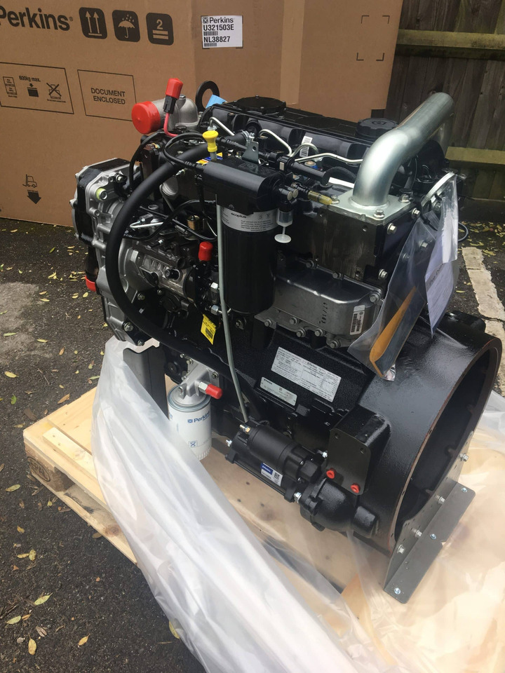 Perkins 1104D-44T 70kW NL Build Industrial Spec Engine - Moteur: photos 2 Perkins 1104D-44T 70kW NL Build Industrial Spec Engine - Moteur: photos 2