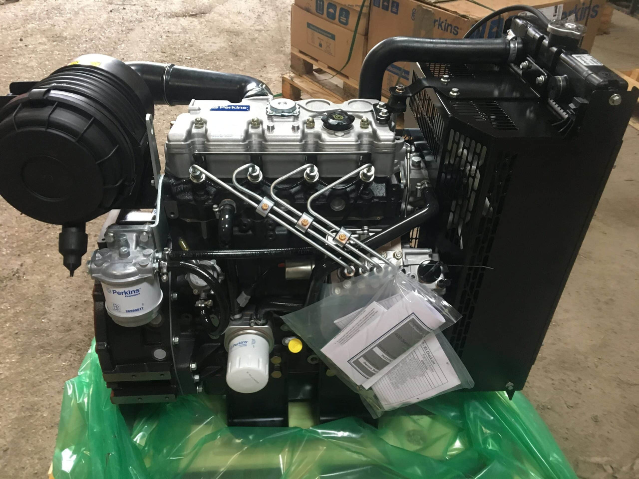 Perkins 404D-22 IOPU Engine - Moteur: photos 3 Perkins 404D-22 IOPU Engine - Moteur: photos 3