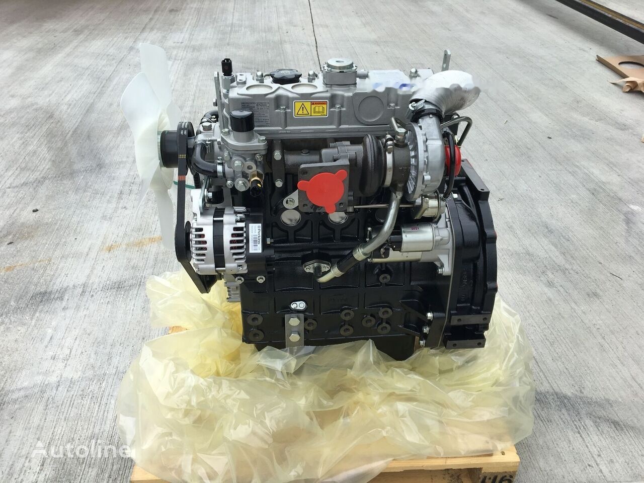Perkins 404D-22T - Moteur pour Tractopelle: photos 3 Perkins 404D-22T - Moteur pour Tractopelle: photos 3