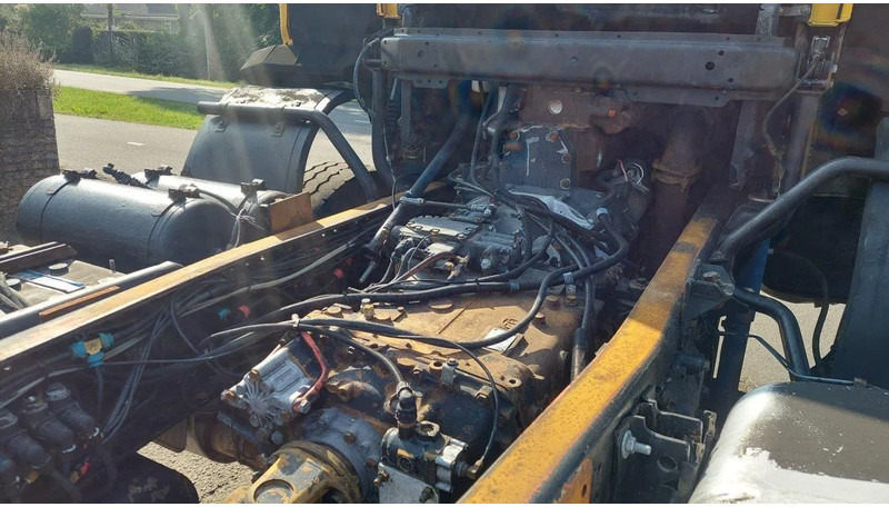 Châssis cabine MAN 26.372 MANUAL ZF GEARBOX STEEL SUSPENSION 6X4: photos 7