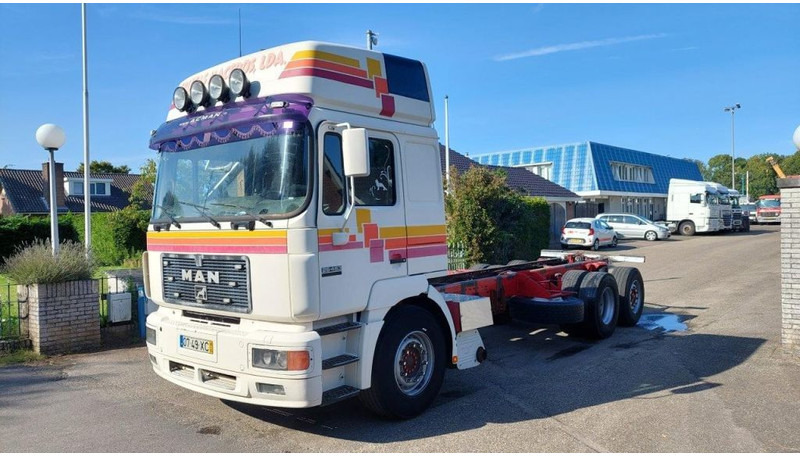 MAN 26.463 26 463 6x2 Chassis Manual - Châssis cabine: photos 1 MAN 26.463 26 463 6x2 Chassis Manual - Châssis cabine: photos 1