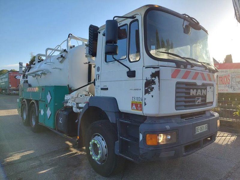 MAN 33 33.360 - Camion hydrocureur: photos 2 MAN 33 33.360 - Camion hydrocureur: photos 2