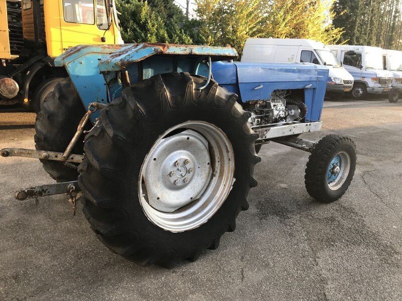 Massey Ferguson 65 / ebro - Tracteur agricole: photos 4 Massey Ferguson 65 / ebro - Tracteur agricole: photos 4