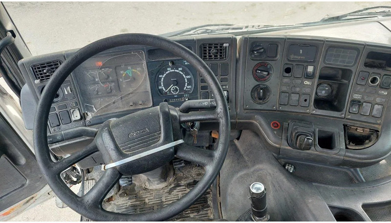 Camion malaxeur Scania P114-340 8x4 Mixer Full Steel Spring: photos 10 Camion malaxeur Scania P114-340 8x4 Mixer Full Steel Spring: photos 10