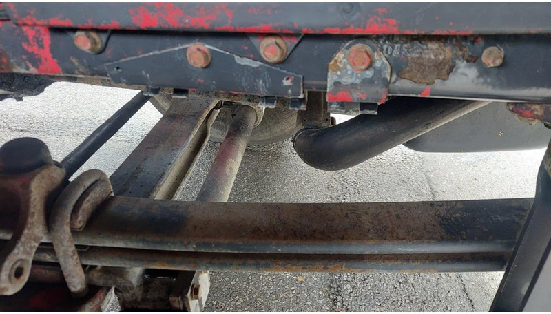 Camion malaxeur Scania P114-340 8x4 Mixer Full Steel Spring: photos 12 Camion malaxeur Scania P114-340 8x4 Mixer Full Steel Spring: photos 12