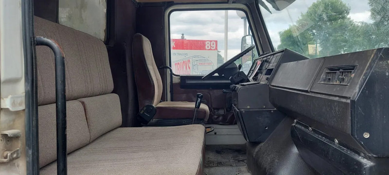 Scania T112 112 WITH 113 ENGINE!!! FULL STEEL SUSPENSION - Camion benne: photos 4 Scania T112 112 WITH 113 ENGINE!!! FULL STEEL SUSPENSION - Camion benne: photos 4