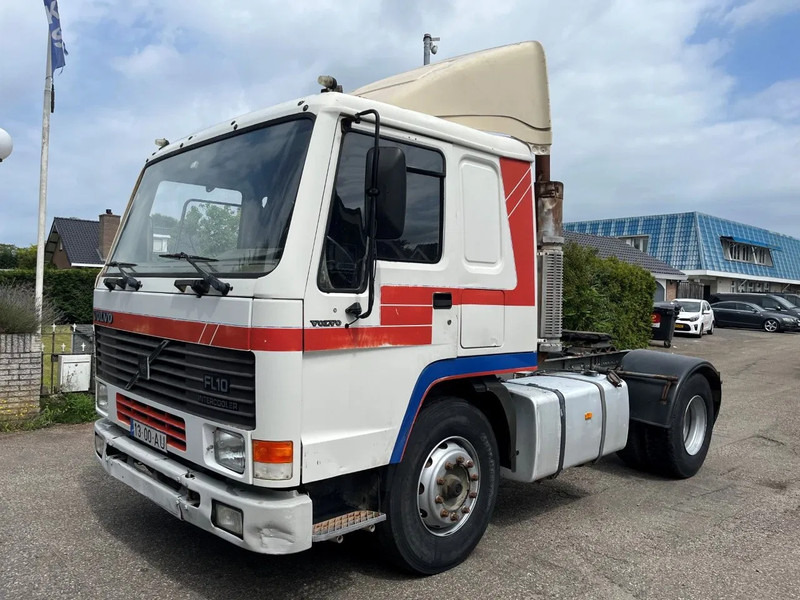 Volvo FL 10.320 4X2 TRUCKHEAD FULL STEEL SUSPENSION - Tracteur routier: photos 1 Volvo FL 10.320 4X2 TRUCKHEAD FULL STEEL SUSPENSION - Tracteur routier: photos 1