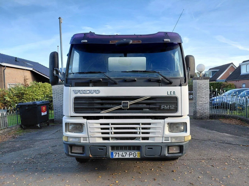 Volvo FM 12.340 8x4 Mixer Steel Suspension - Camion malaxeur: photos 5 Volvo FM 12.340 8x4 Mixer Steel Suspension - Camion malaxeur: photos 5