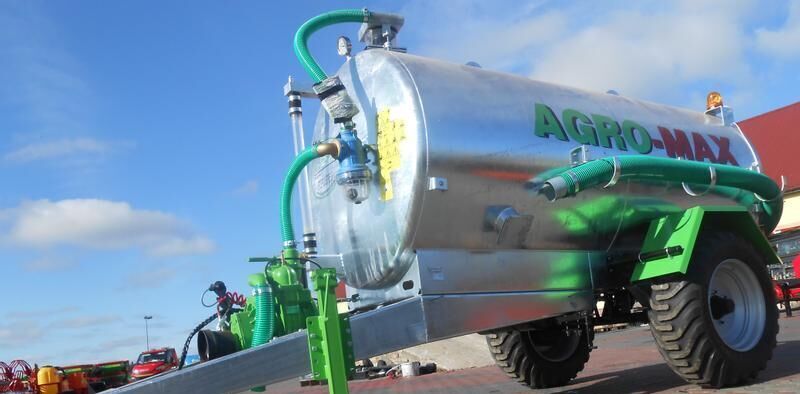 AGRO-MAX Beczkowóz 5000 / Cisterna de agua de 5. - Tonne à lisier: photos 3 AGRO-MAX Beczkowóz 5000 / Cisterna de agua de 5. - Tonne à lisier: photos 3