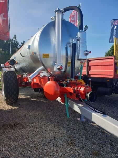 POMOT Single-axial tanker truck/ Beczkowóz wóz asenizacyjny 8000 l - Tonne à lisier: photos 5 POMOT Single-axial tanker truck/ Beczkowóz wóz asenizacyjny 8000 l - Tonne à lisier: photos 5