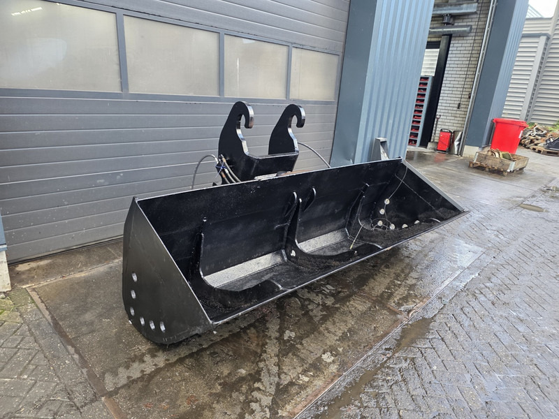 Verachtert cw55s kantelbak cw55 tilting bucket - Godet pour Engins de chantier: photos 3 Verachtert cw55s kantelbak cw55 tilting bucket - Godet pour Engins de chantier: photos 3