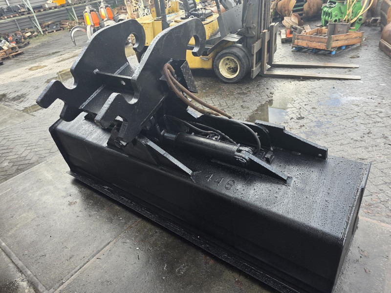 Kantelbak cw55 tilting bucket verachtert kantelbak tilting bucket - Godet pour Engins de chantier: photos 4 Kantelbak cw55 tilting bucket verachtert kantelbak tilting bucket - Godet pour Engins de chantier: photos 4