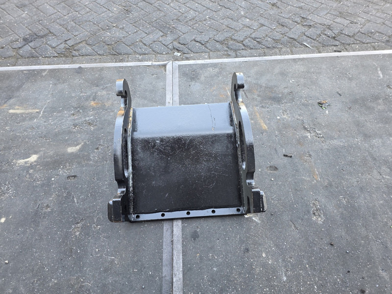 Kopplaat cw 30 cw 40 verachtert kopplaat cw30 cw 40 aanslaplaat - Attache rapide pour Engins de chantier: photos 3 Kopplaat cw 30 cw 40 verachtert kopplaat cw30 cw 40 aanslaplaat - Attache rapide pour Engins de chantier: photos 3