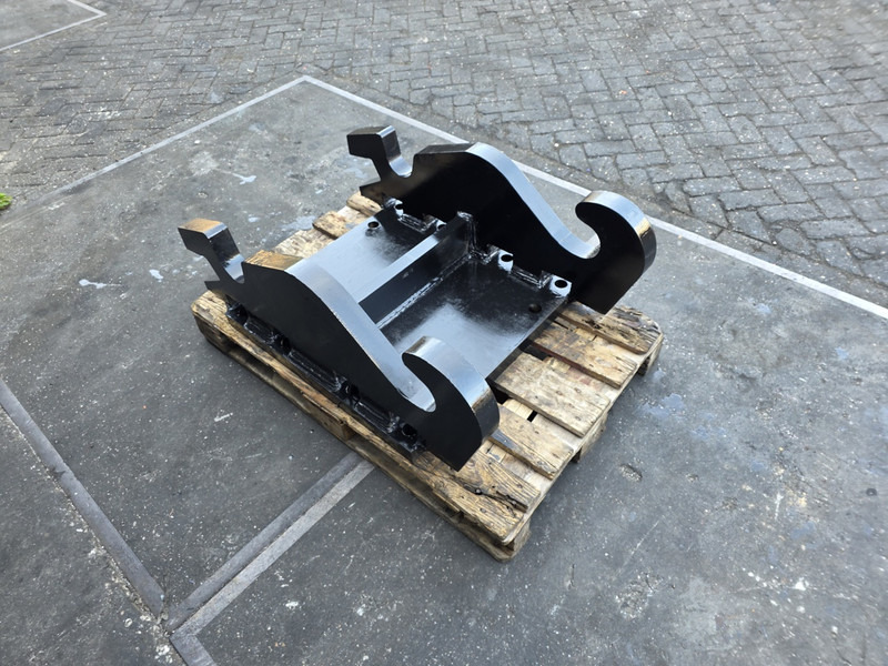 Kopplaat cw55s adaptor plate indeco adaptor plate cw55s - Attache rapide pour Engins de chantier: photos 3 Kopplaat cw55s adaptor plate indeco adaptor plate cw55s - Attache rapide pour Engins de chantier: photos 3