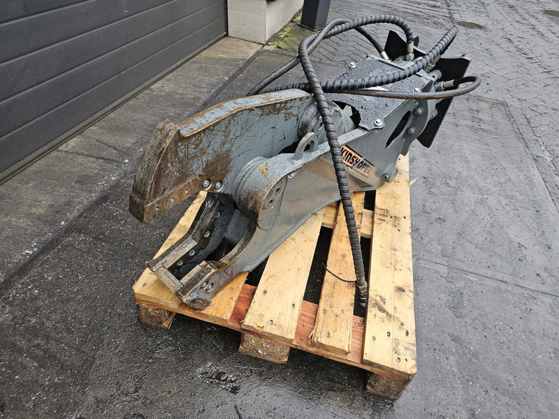 Schrootschaar kinshofer cw10 scrap shear genesis fortress labounty - Cisaille de démolition: photos 2 Schrootschaar kinshofer cw10 scrap shear genesis fortress labounty - Cisaille de démolition: photos 2