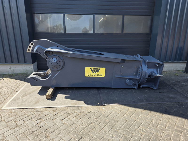 Schrootschaar vtn ci3200R scrap shear labaounty genesis fortress scrap shear schrootschaar - Cisaille de démolition: photos 1 Schrootschaar vtn ci3200R scrap shear labaounty genesis fortress scrap shear schrootschaar - Cisaille de démolition: photos 1