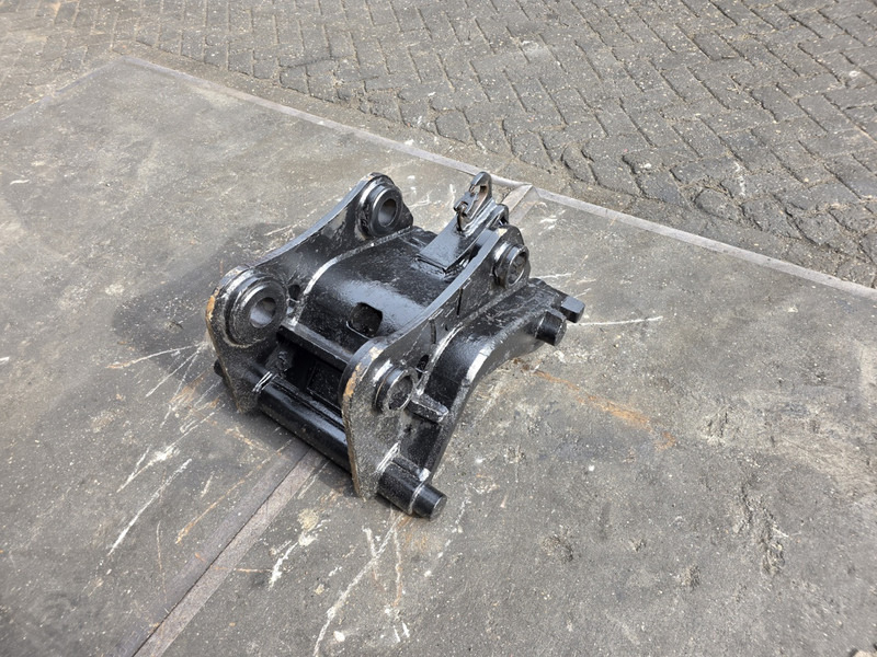 Snelwissel cw30 cw 40 verachtert coupler verachtert cw30 cw 40 - Attache rapide pour Engins de chantier: photos 3 Snelwissel cw30 cw 40 verachtert coupler verachtert cw30 cw 40 - Attache rapide pour Engins de chantier: photos 3