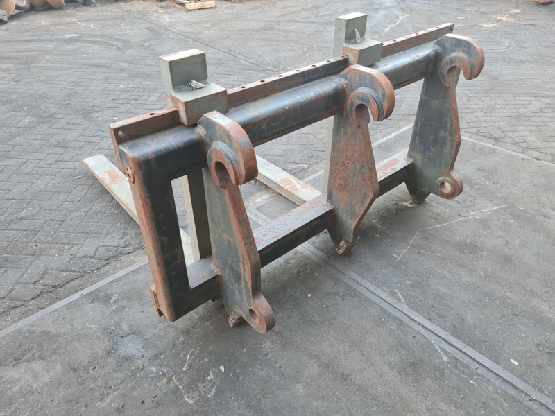 Vorkenbord volvo pallet tines volvo l - Fourches pour Engins de chantier: photos 5 Vorkenbord volvo pallet tines volvo l - Fourches pour Engins de chantier: photos 5