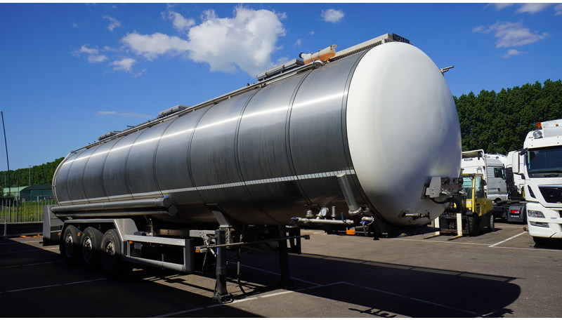 Burg 3 AXLE FOOD TRAILER 38.200LTR - Semi-remorque citerne: photos 3 Burg 3 AXLE FOOD TRAILER 38.200LTR - Semi-remorque citerne: photos 3