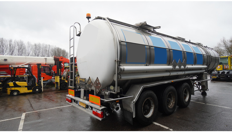 Burg 3 AXLE WATER TANK 32.000LTR - Semi-remorque citerne: photos 5 Burg 3 AXLE WATER TANK 32.000LTR - Semi-remorque citerne: photos 5