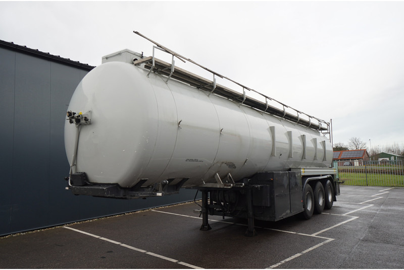 Dijkstra 3 AXLE TANK TRAILER 36 M3 - Semi-remorque citerne: photos 2 Dijkstra 3 AXLE TANK TRAILER 36 M3 - Semi-remorque citerne: photos 2