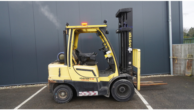Hyster H3.5FT LPG FORKLIFT TRIPLEX - Engins de chantier: photos 3 Hyster H3.5FT LPG FORKLIFT TRIPLEX - Engins de chantier: photos 3