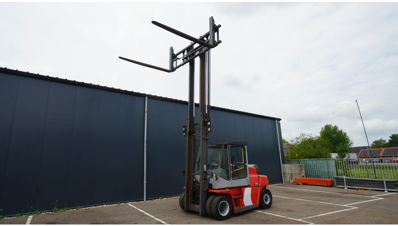 Kalmar DCE 70-6 HE 7 TONS FORKLIFT - Engins de chantier: photos 2 Kalmar DCE 70-6 HE 7 TONS FORKLIFT - Engins de chantier: photos 2