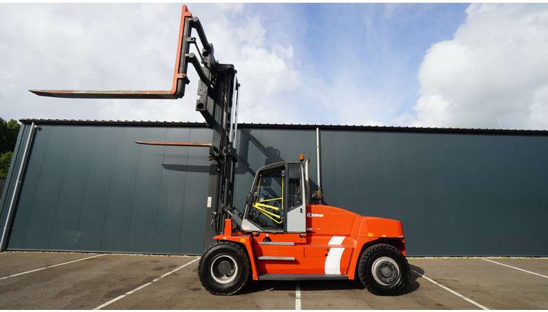 Kalmar DCE150-12 15T FORKLIFT - Engins de chantier: photos 1 Kalmar DCE150-12 15T FORKLIFT - Engins de chantier: photos 1