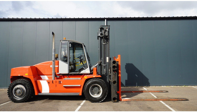 Kalmar DCE150-12 15T FORKLIFT - Engins de chantier: photos 4 Kalmar DCE150-12 15T FORKLIFT - Engins de chantier: photos 4