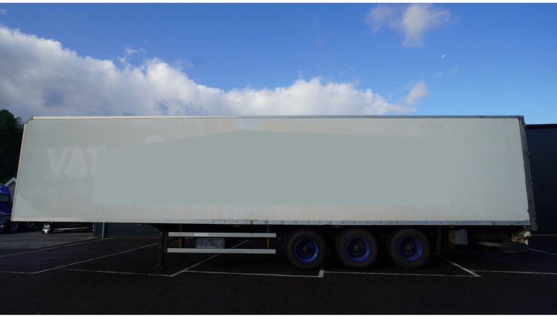 Groenewegen 3 AXLE CLOSED BOX - Semi-remorque fourgon: photos 1 Groenewegen 3 AXLE CLOSED BOX - Semi-remorque fourgon: photos 1