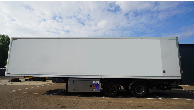 HTF 2 AXLE FRIGO TRAILER - Semi-remorque frigorifique: photos 1 HTF 2 AXLE FRIGO TRAILER - Semi-remorque frigorifique: photos 1