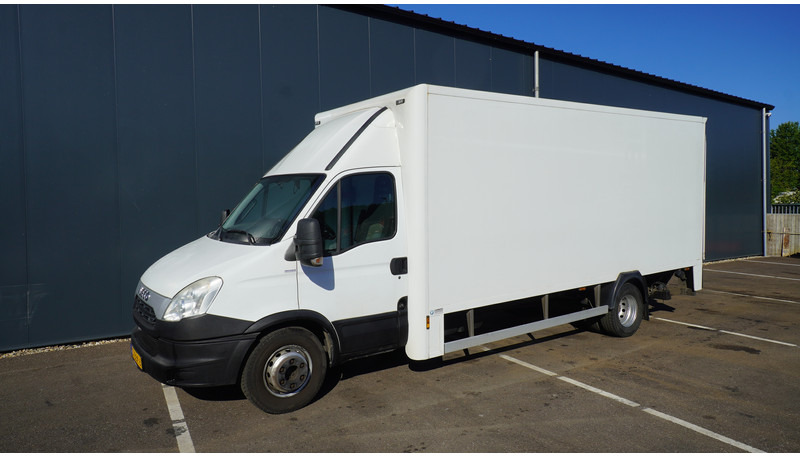 Iveco DAILY 70C17 CLOSED BOX 185.500KM - Camion fourgon: photos 3 Iveco DAILY 70C17 CLOSED BOX 185.500KM - Camion fourgon: photos 3