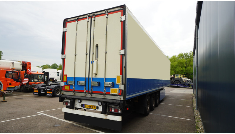 Krone 3 AXLE FRIGO TRAILER THERMO KING SLX 400 WITH MEAT HOOK SYSTEM - Semi-remorque frigorifique: photos 5 Krone 3 AXLE FRIGO TRAILER THERMO KING SLX 400 WITH MEAT HOOK SYSTEM - Semi-remorque frigorifique: photos 5
