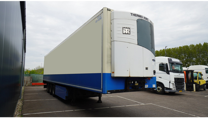 Krone 3 AXLE FRIGO TRAILER THERMO KING SLX 400 WITH MEAT HOOK SYSTEM - Semi-remorque frigorifique: photos 3 Krone 3 AXLE FRIGO TRAILER THERMO KING SLX 400 WITH MEAT HOOK SYSTEM - Semi-remorque frigorifique: photos 3