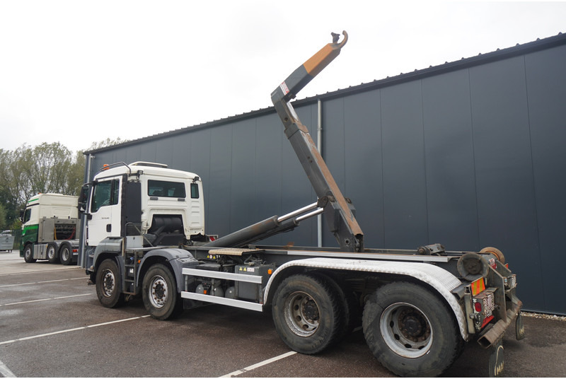 MAN TGS 35.400 8x4 HOOKARM SYSTEM MANUAL GEARBOX - Camion ampliroll: photos 3 MAN TGS 35.400 8x4 HOOKARM SYSTEM MANUAL GEARBOX - Camion ampliroll: photos 3
