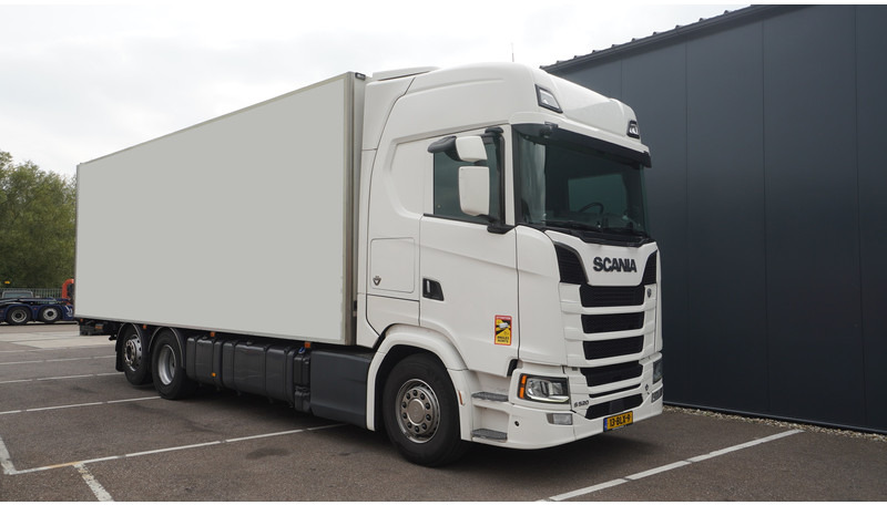 Scania S520 V8 6X2 FRIGO RETARDER - Camion frigorifique: photos 4 Scania S520 V8 6X2 FRIGO RETARDER - Camion frigorifique: photos 4