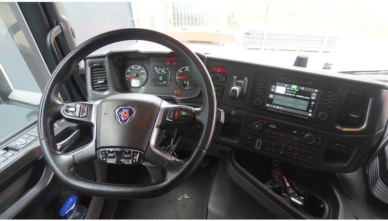 Scania S520 V8 6X2 FRIGO RETARDER - Camion frigorifique: photos 5 Scania S520 V8 6X2 FRIGO RETARDER - Camion frigorifique: photos 5