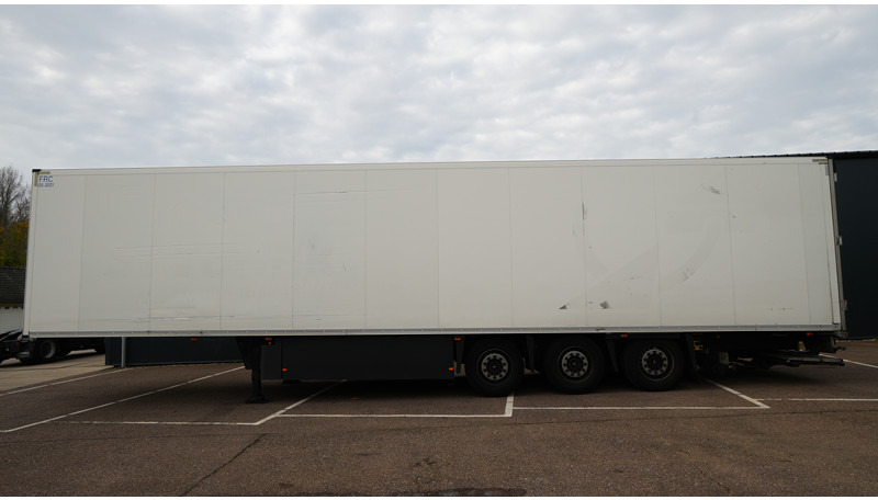 Schmitz Cargobull 3 AXLE FRIGO TRAILER WITH CARRIER VECTOR - Semi-remorque frigorifique: photos 1 Schmitz Cargobull 3 AXLE FRIGO TRAILER WITH CARRIER VECTOR - Semi-remorque frigorifique: photos 1