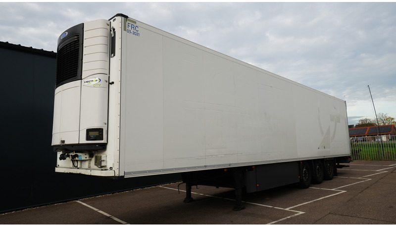 Schmitz Cargobull 3 AXLE FRIGO TRAILER WITH CARRIER VECTOR - Semi-remorque frigorifique: photos 2 Schmitz Cargobull 3 AXLE FRIGO TRAILER WITH CARRIER VECTOR - Semi-remorque frigorifique: photos 2