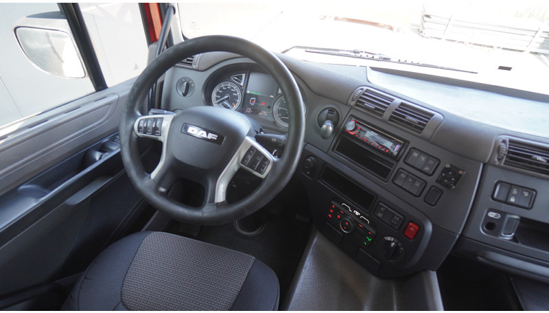DAF CF 450 698.000KM - Tracteur routier: photos 5 DAF CF 450 698.000KM - Tracteur routier: photos 5