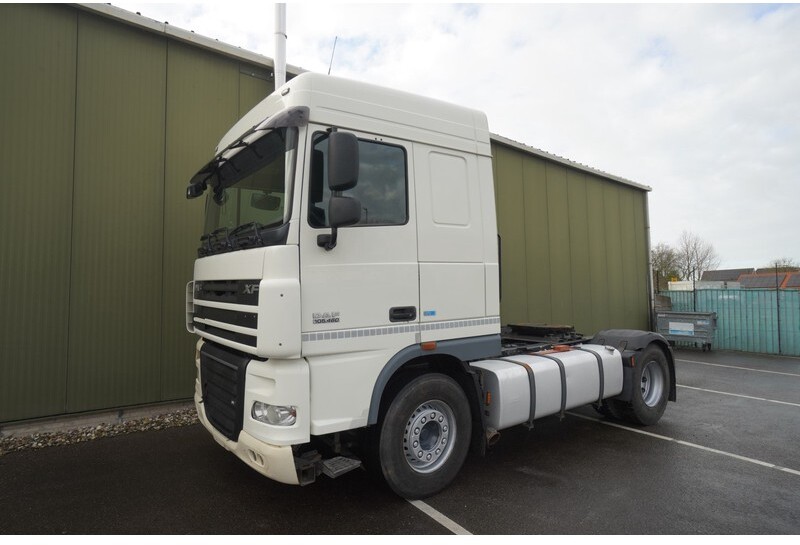 DAF XF 105.460 FT SPACECAB RETARDER PTO - Tracteur routier: photos 3 DAF XF 105.460 FT SPACECAB RETARDER PTO - Tracteur routier: photos 3