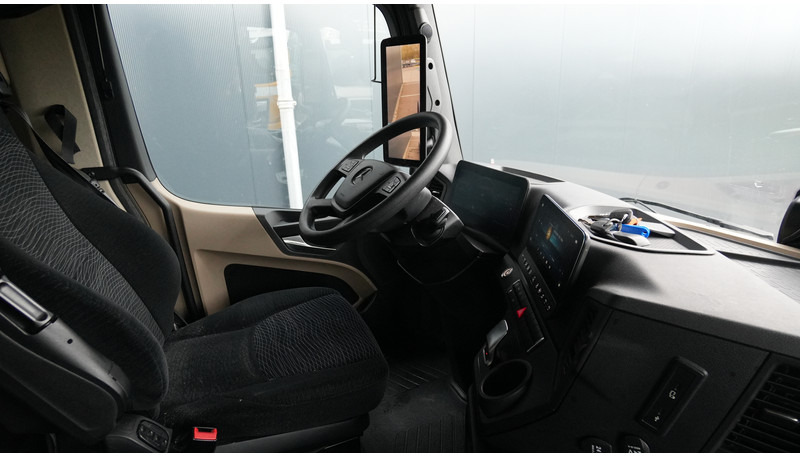 Mercedes-Benz ACTROS 1945 GIGASPACE 728.200KM - Tracteur routier: photos 5 Mercedes-Benz ACTROS 1945 GIGASPACE 728.200KM - Tracteur routier: photos 5