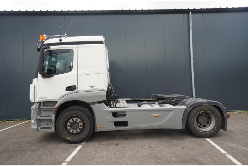 Mercedes-Benz ACTROS 2036 ADR 663.000KM - Tracteur routier: photos 1 Mercedes-Benz ACTROS 2036 ADR 663.000KM - Tracteur routier: photos 1