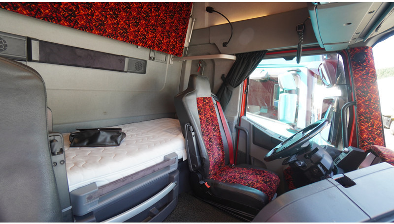 Crédit-bail Renault T 460 6X2 EURO 6 854.000KM Renault T 460 6X2 EURO 6 854.000KM: photos 6