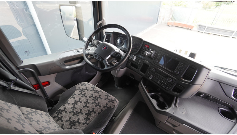 Scania R 410 LNG RETARDER ADR 788.000KM - Tracteur routier: photos 5 Scania R 410 LNG RETARDER ADR 788.000KM - Tracteur routier: photos 5