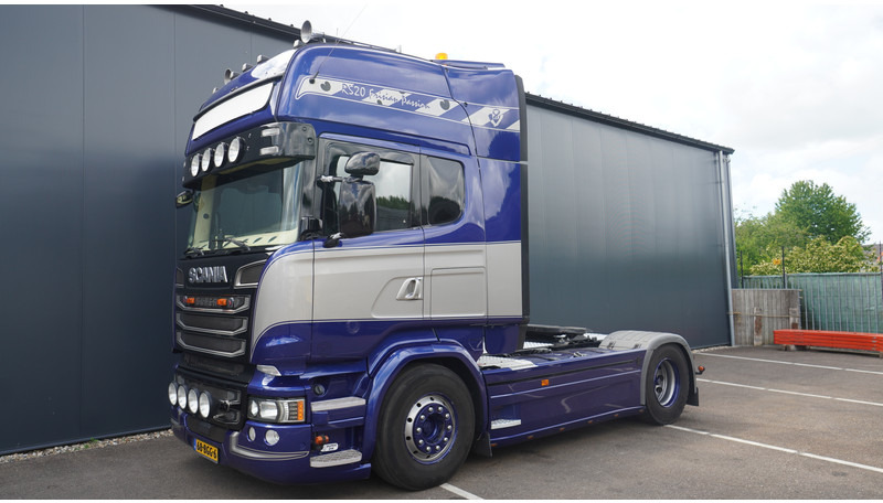 Scania R 520 V8 RETARDER TOPLINE ADR - Tracteur routier: photos 3 Scania R 520 V8 RETARDER TOPLINE ADR - Tracteur routier: photos 3