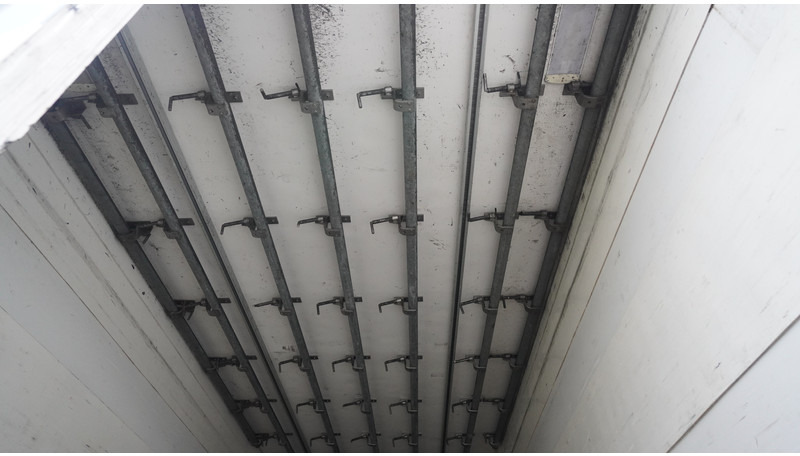 Van Eck 3 AXLE FRIGO WITH MEAT HOOK SYSTEM - Semi-remorque frigorifique: photos 4 Van Eck 3 AXLE FRIGO WITH MEAT HOOK SYSTEM - Semi-remorque frigorifique: photos 4